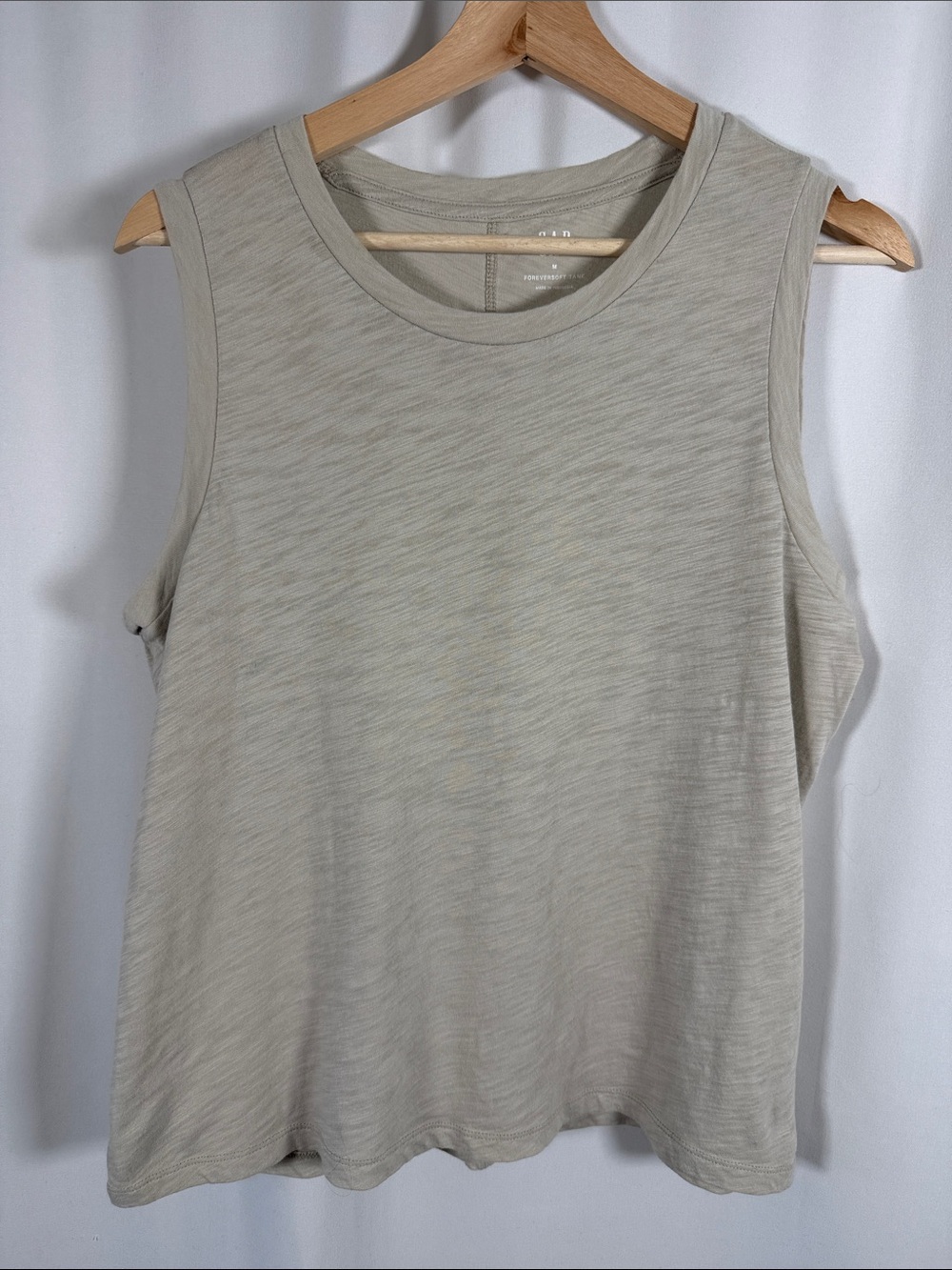 GAP Sleeveless Crewneck Tank Top - Light Tan